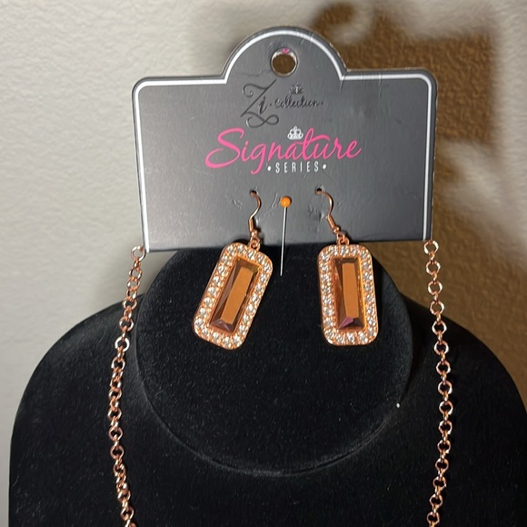 Paparazzi Zi Collection Necklace and Earring set. Brand new/never worn. - Picture 2 of 3